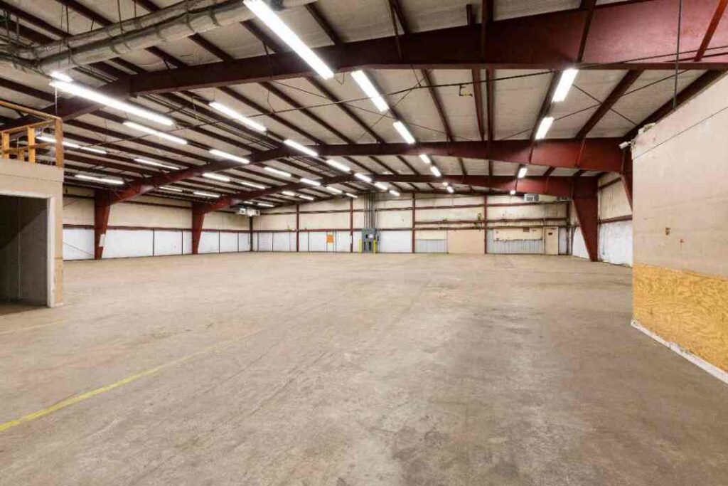 indoor commerical lighting